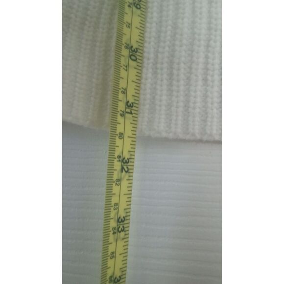 Lane Bryant Women's White with Embroidered Balloon Bell Sleeve Sweater 2… - Picture 6 of 7